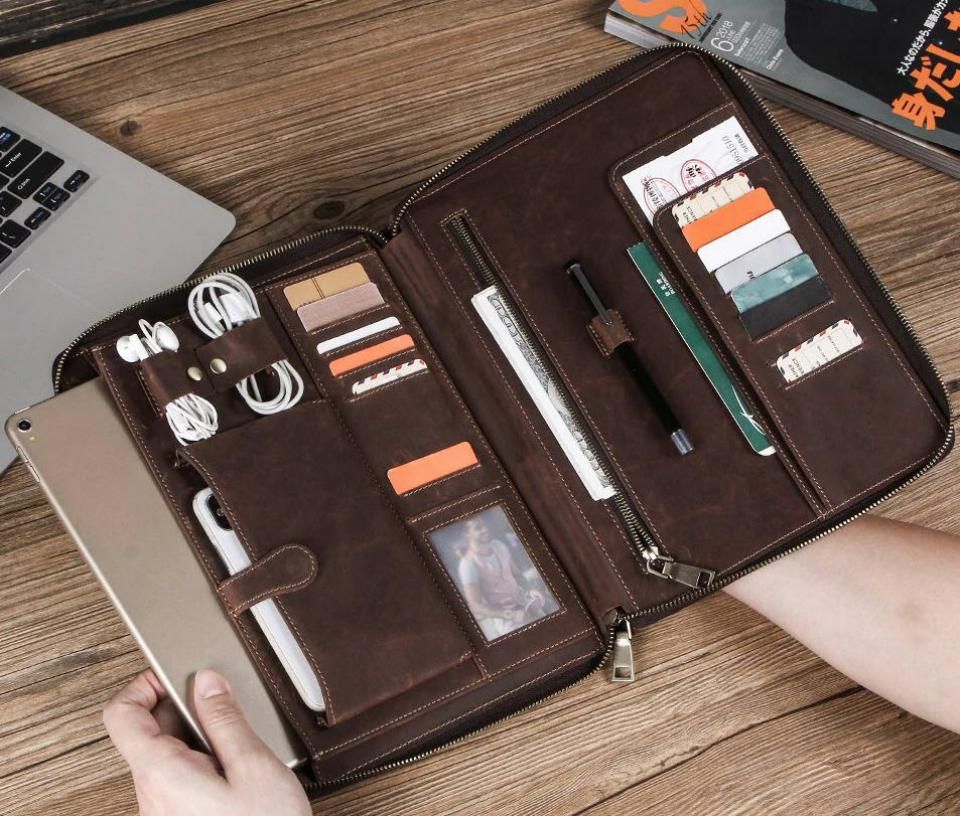 Contacts Family Leather Bag For Phone Pocket Earphone Pouch Passport Holder
