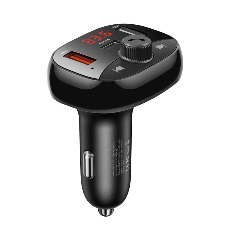 Usams 50w 3 Ports Car Charger Digital Display Wireless Car Adapter Kit (1)